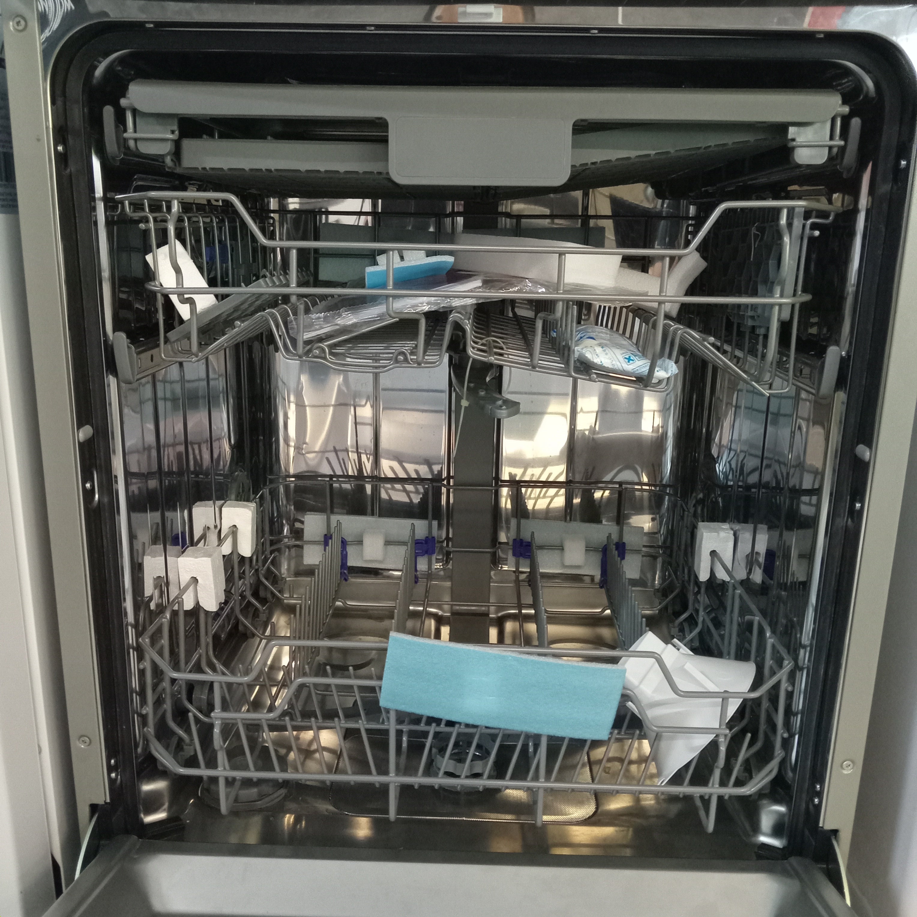 MODENA Dishwaser - WP 7121 S (B)